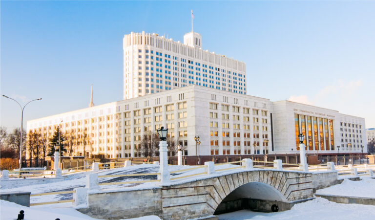 Правительство РФ утвердило механизм выдачи казначейских инфраструктурных кредитов до 2030 года.