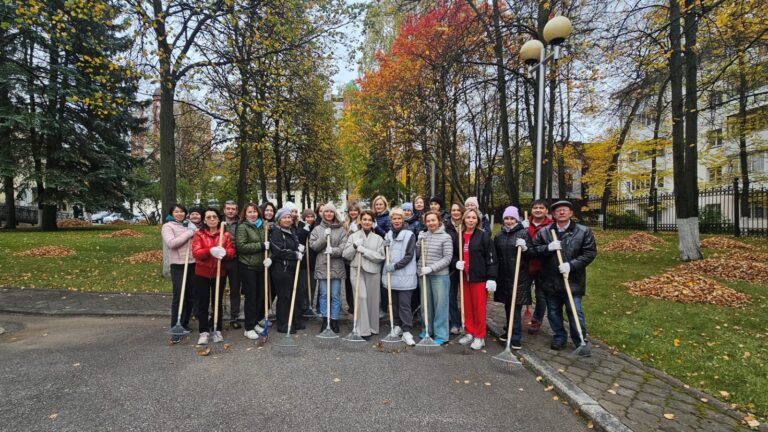 Общими силами к чистоте: в Уфе прошел общегородской субботник